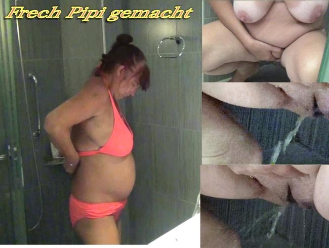 Frech Pipi in die Hoteldusche gemacht