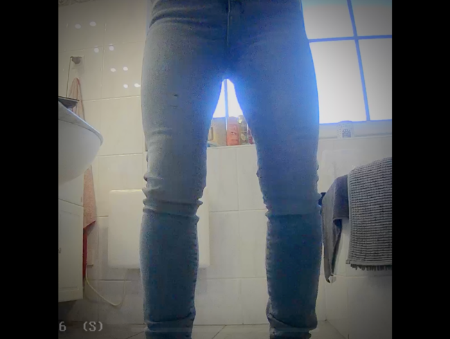 In die Jeans gepisst 2