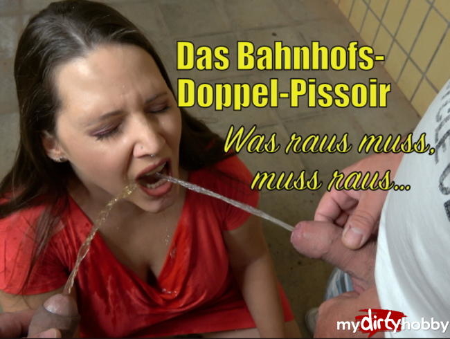 Das Bahnhofs-Doppel-Pissoir - erwischt worden, aber was raus muss, muss raus !!!